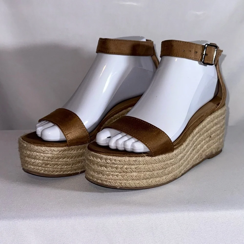 Espadrille wedge sandals